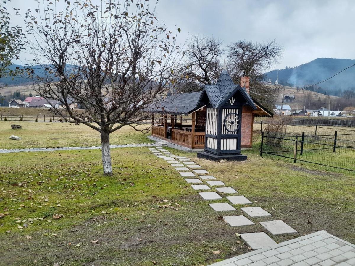 Casa Dumitru Si Elena Ciocanesti Bucovina ภายนอก รูปภาพ