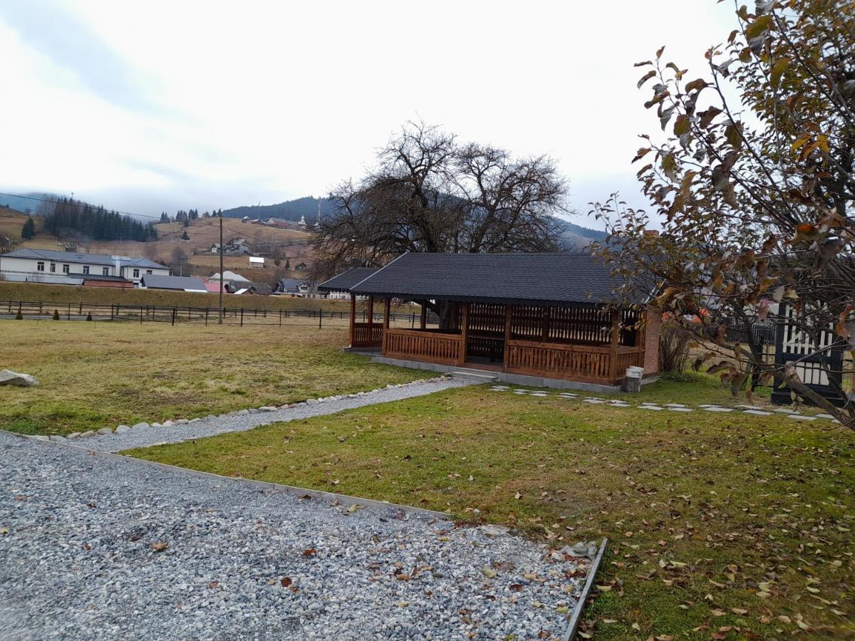 Casa Dumitru Si Elena Ciocanesti Bucovina ภายนอก รูปภาพ